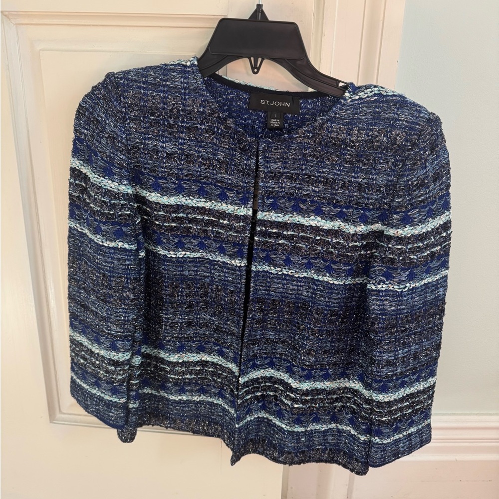 NWT - St. John Navy and Mint Textured Knit Jacket. Size 2